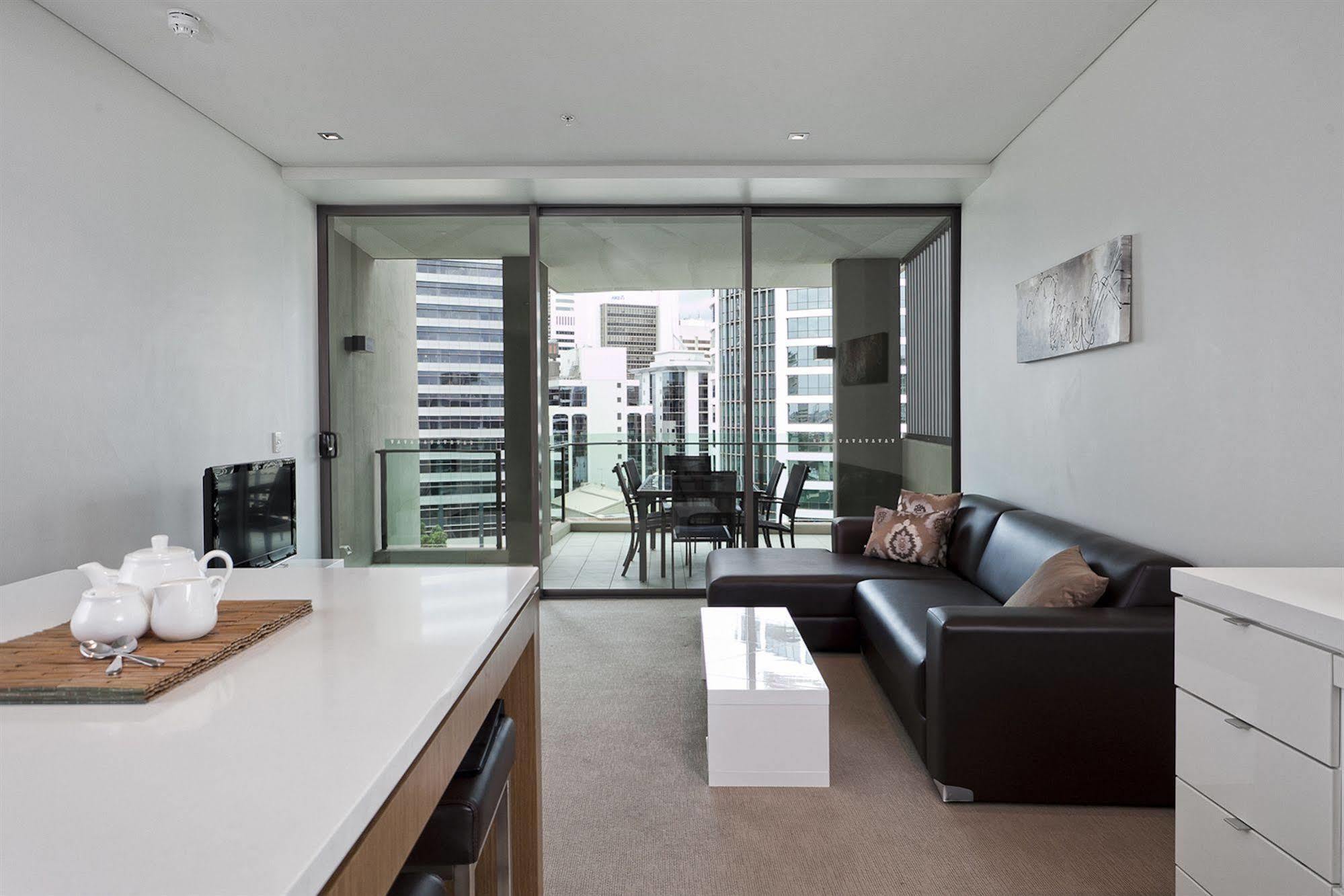 Quattro On Astor Apartments Brisbane By Restt Buitenkant foto