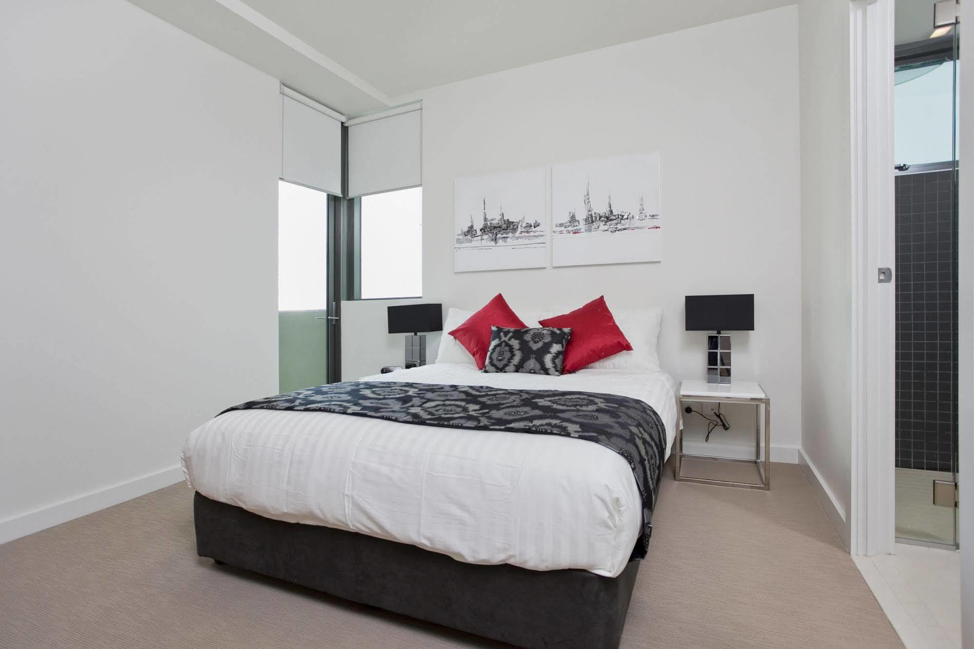 Quattro On Astor Apartments Brisbane By Restt Buitenkant foto